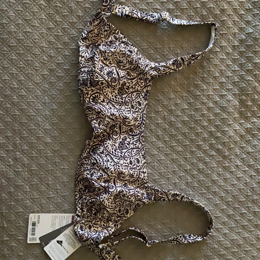 athleta aqualuxe batik swim top 34D/DD